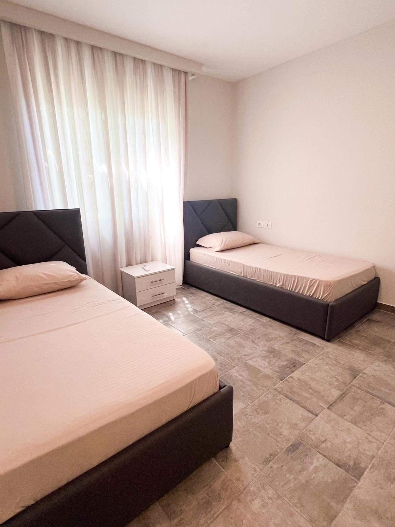 Sea View Apartments Durrës 外观 照片