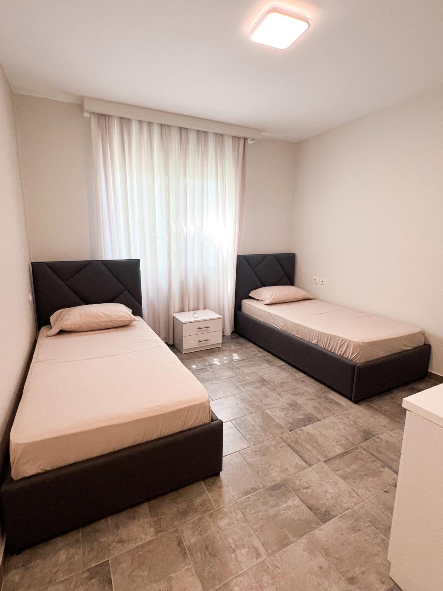 Sea View Apartments Durrës 外观 照片